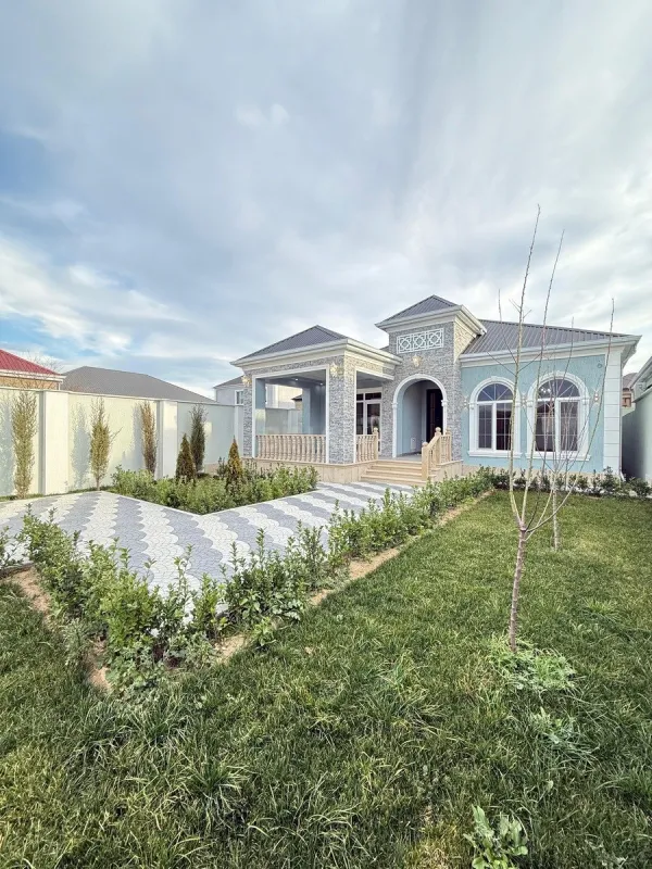 Satılır 4 otaqlı həyət evi 160 m²