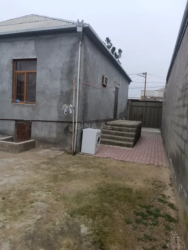 Satılır 3 otaqlı həyət evi 80 m²