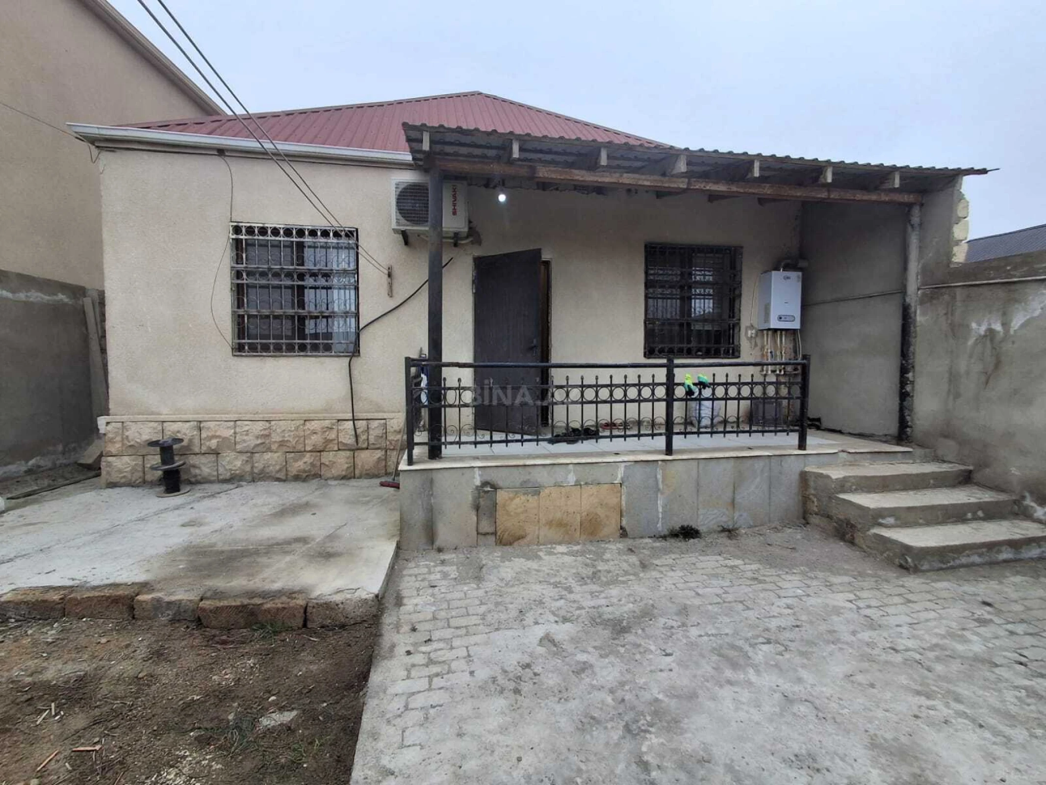 Satılır 3 otaqlı həyət evi 80 m²