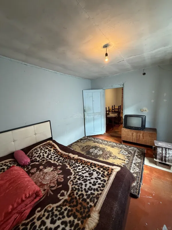 Kirayə verilir 2 otaqlı həyət evi 50 m²