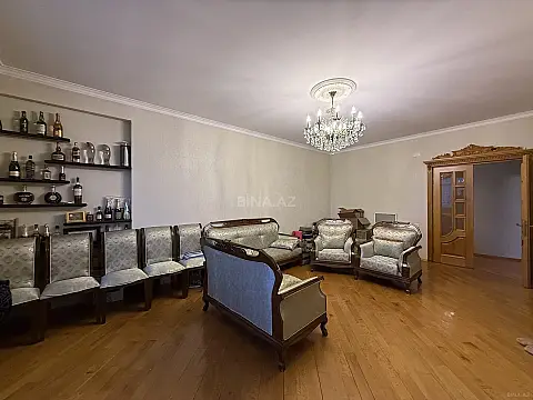 Satılır 3 otaqlı mənzil 110 m²