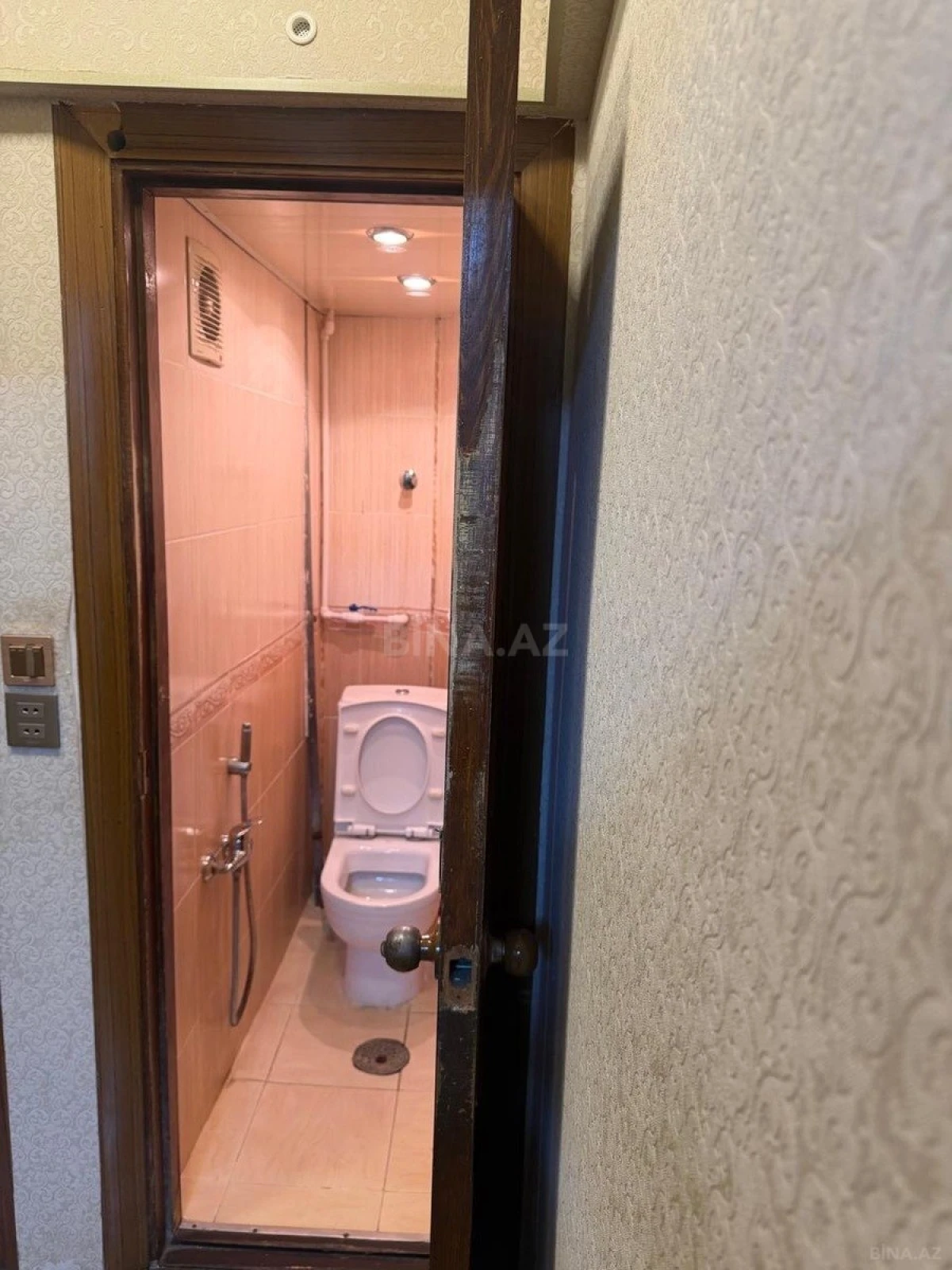 Satılır 4 otaqlı mənzil 88 m²
