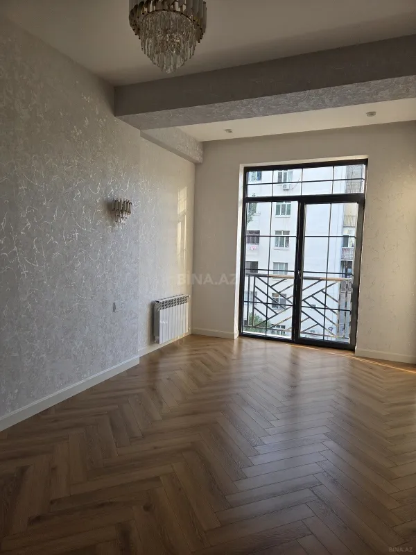 Satılır 2 otaqlı mənzil 74 m²