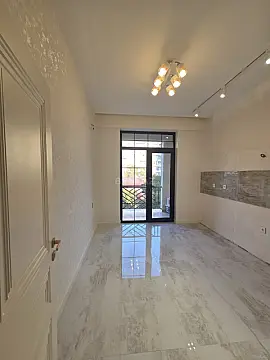 Satılır 2 otaqlı mənzil 74 m²