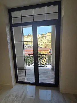 Satılır 2 otaqlı mənzil 74 m²