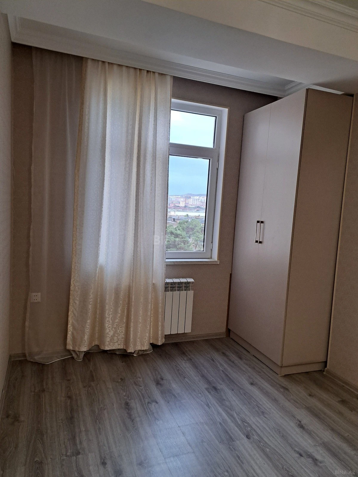 Kirayə verilir 2 otaqlı mənzil 57 m²