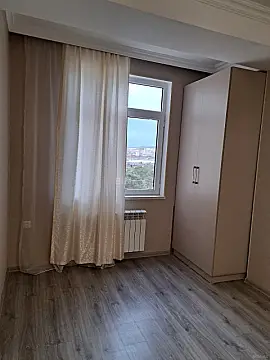 Kirayə verilir 2 otaqlı mənzil 57 m²