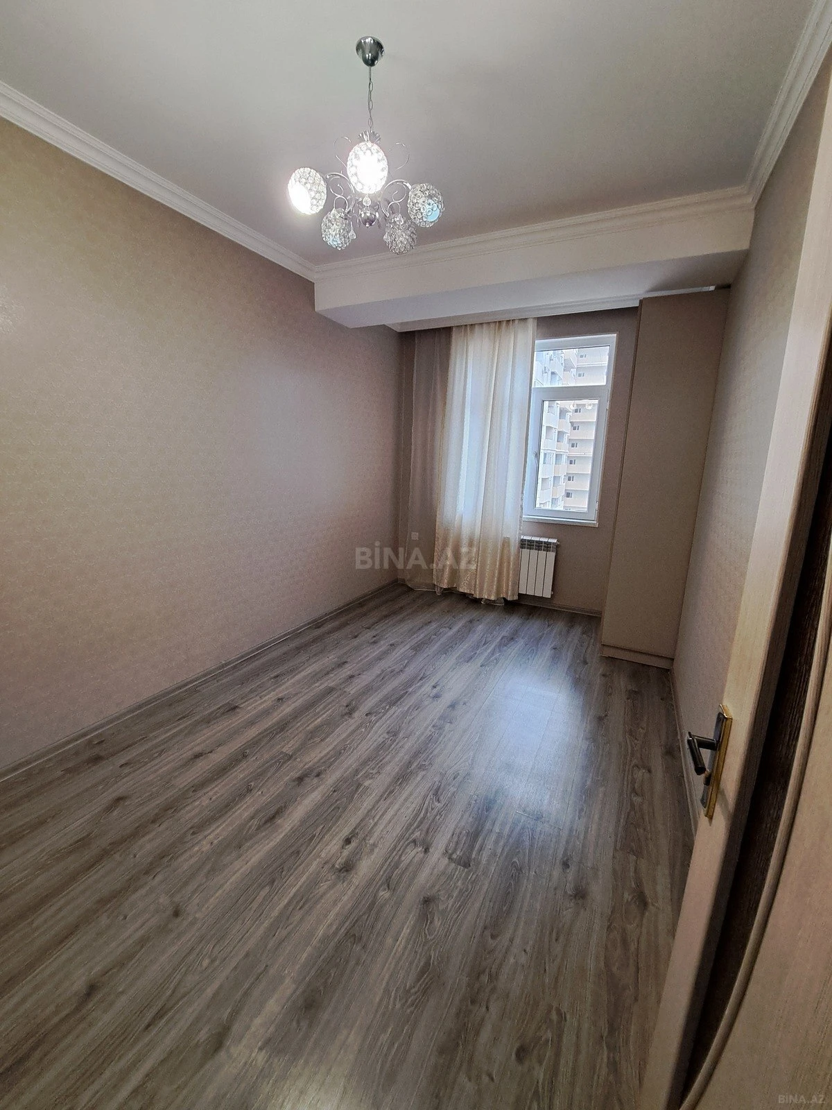 Kirayə verilir 2 otaqlı mənzil 57 m²