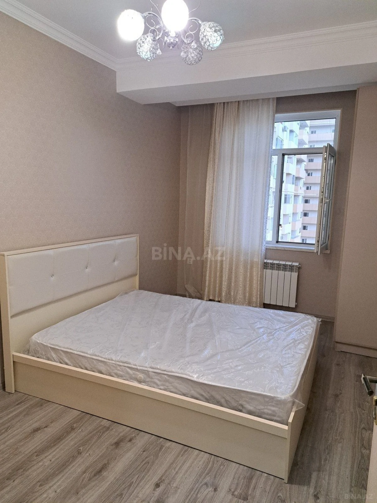 Kirayə verilir 2 otaqlı mənzil 57 m²