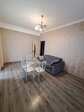 Kirayə verilir 2 otaqlı mənzil 57 m²