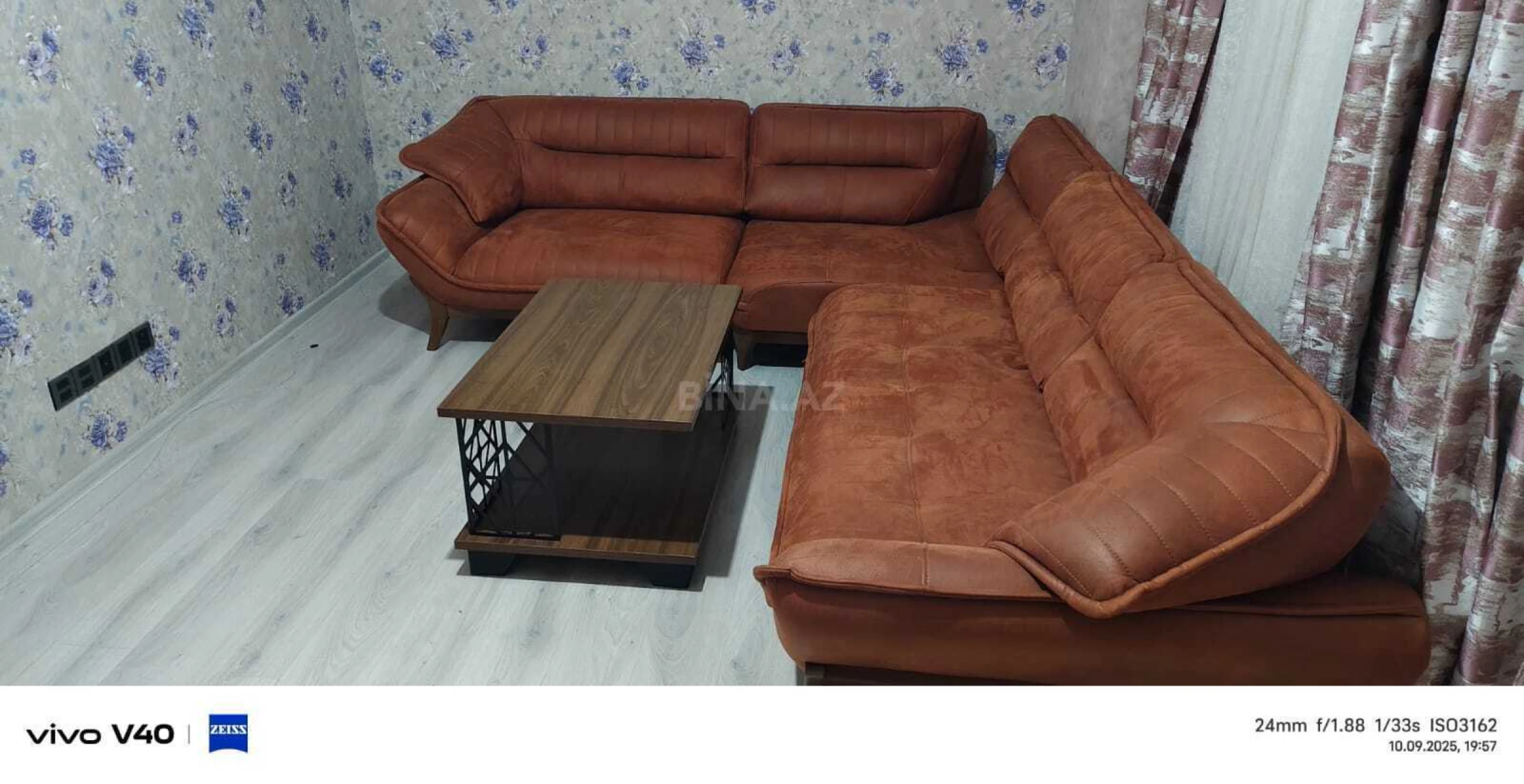 Kirayə verilir 2 otaqlı mənzil 70 m²