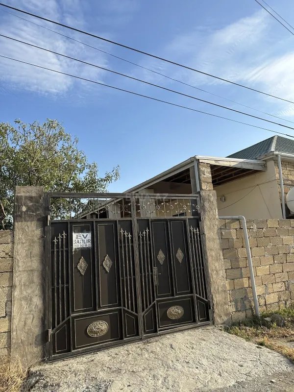 Satılır 4 otaqlı həyət evi 170 m²