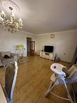 Satılır 4 otaqlı həyət evi 170 m²