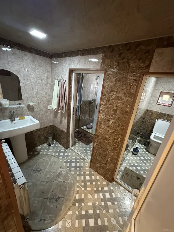 Satılır 4 otaqlı həyət evi 170 m²