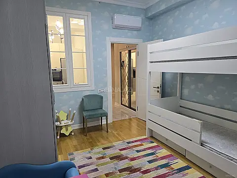 Satılır 3 otaqlı mənzil 92 m²