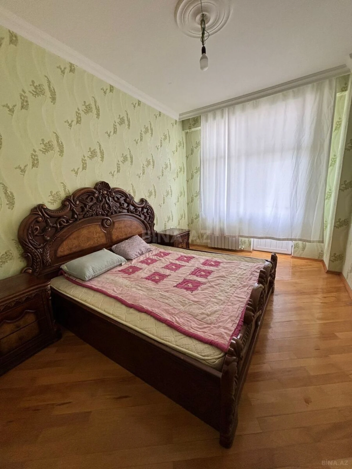 Kirayə verilir 2 otaqlı mənzil 86 m²