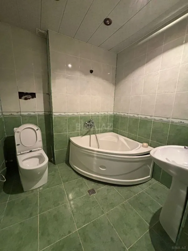 Kirayə verilir 2 otaqlı mənzil 86 m²