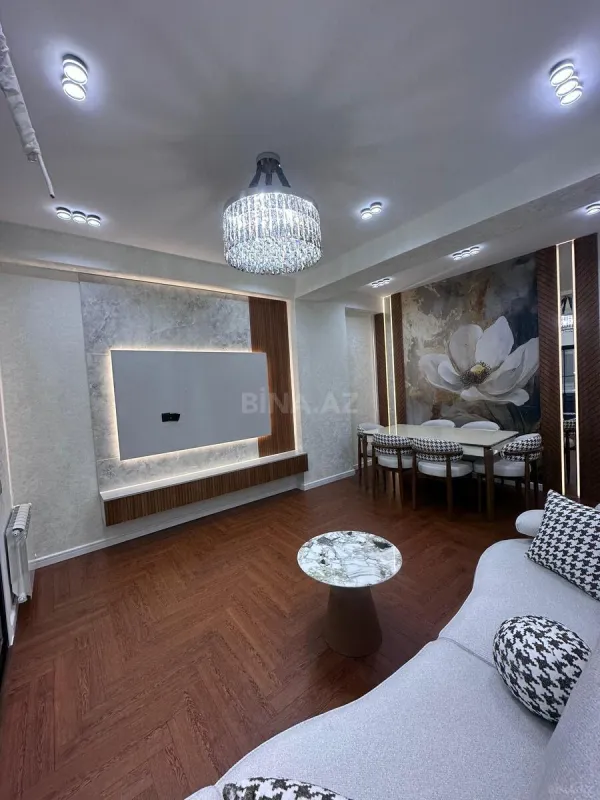 Satılır 3 otaqlı mənzil 100 m²