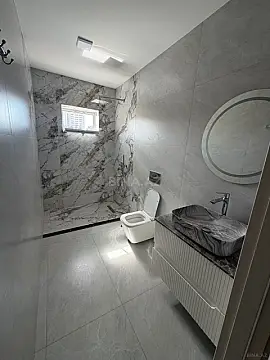 Kirayə verilir 2 otaqlı həyət evi 60 m²