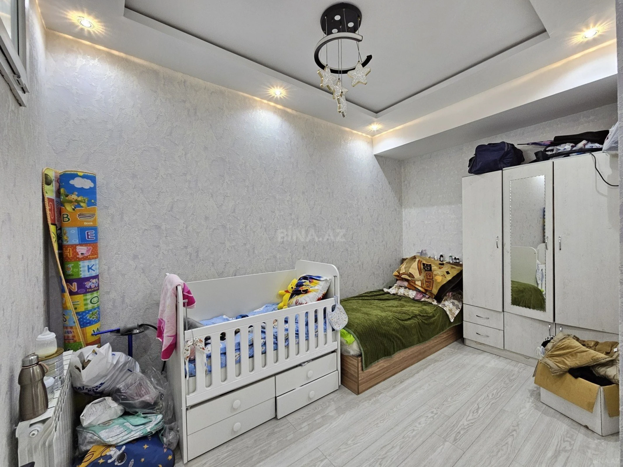 Satılır 3 otaqlı mənzil 82 m²