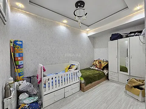Satılır 3 otaqlı mənzil 82 m²