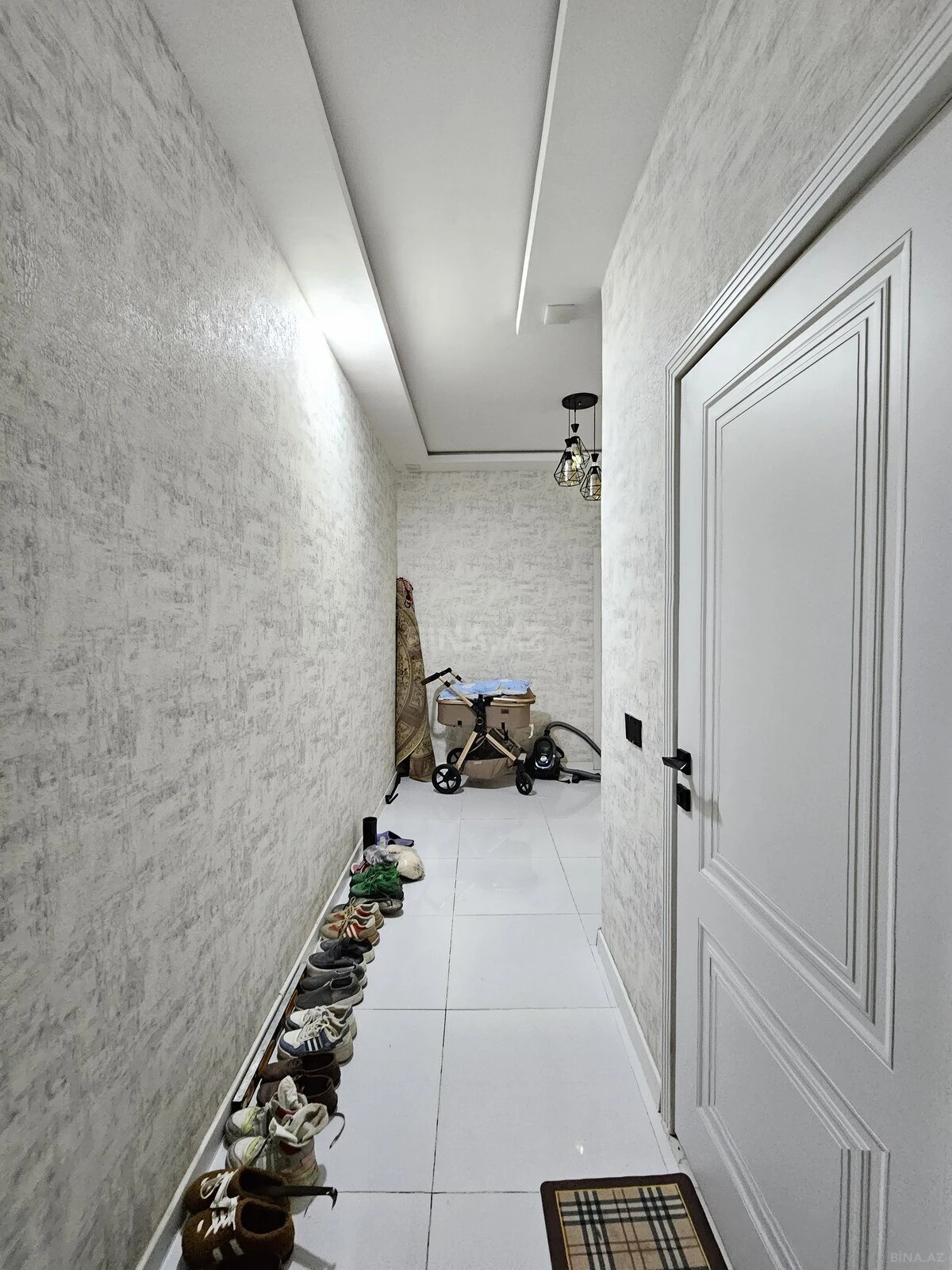 Satılır 3 otaqlı mənzil 82 m²