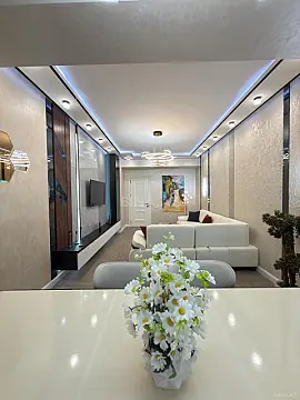 Satılır 3 otaqlı mənzil 137 m²