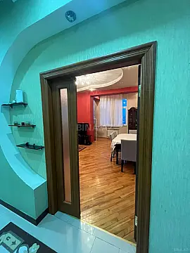 Kirayə verilir 3 otaqlı mənzil 190 m²