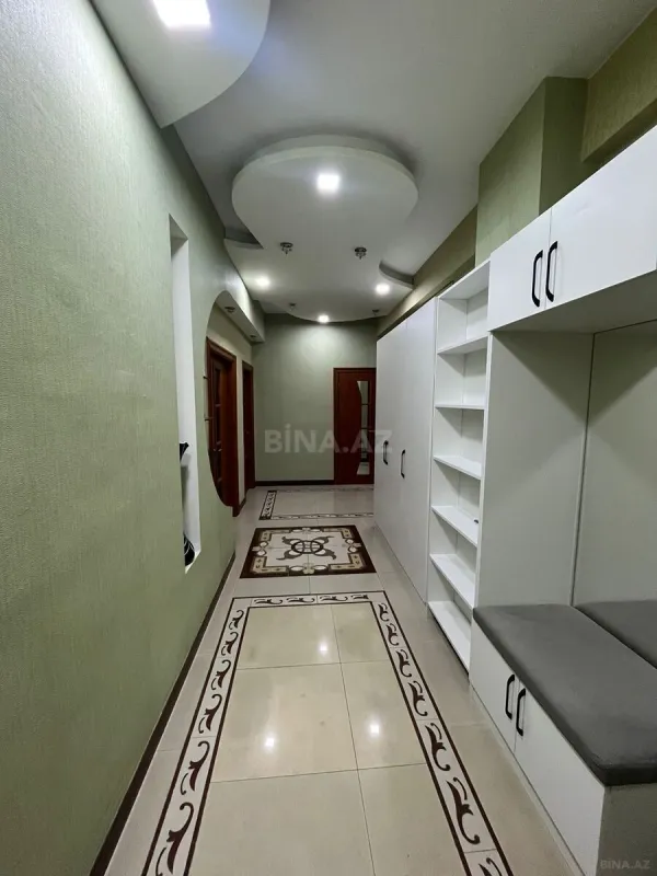 Kirayə verilir 3 otaqlı mənzil 190 m²