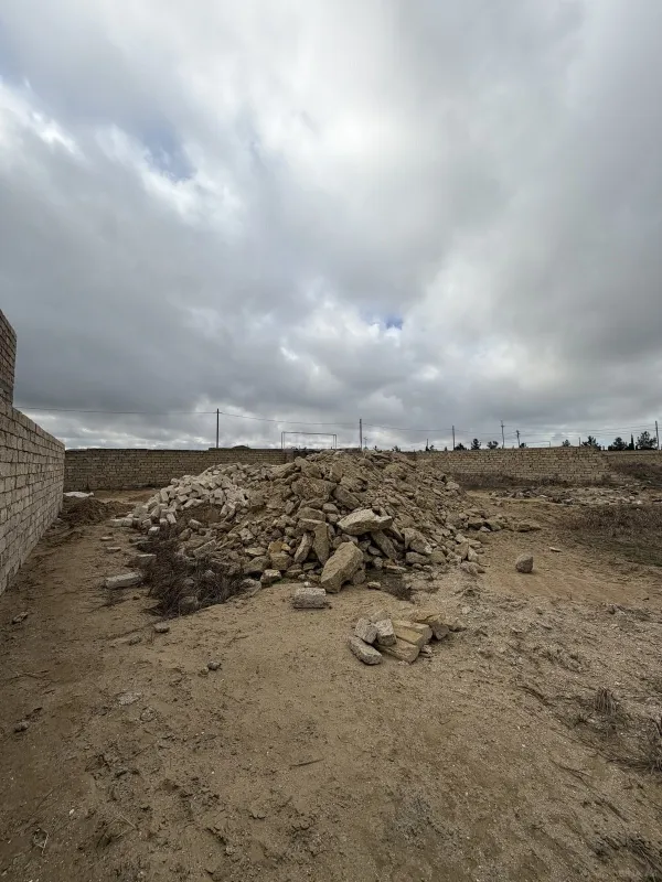 Satılır torpaq sahəsi 8 m²