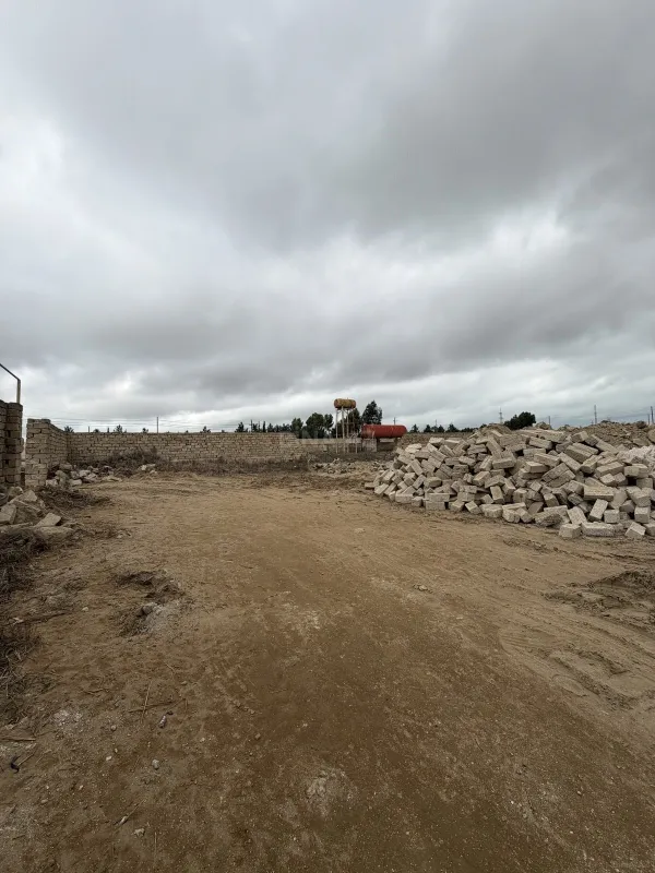 Satılır torpaq sahəsi 8 m²