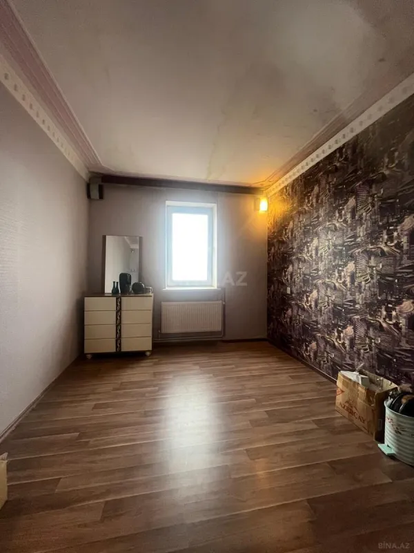 Satılır 4 otaqlı mənzil 85 m²