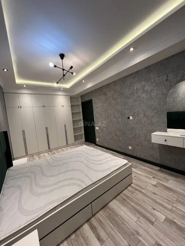 Kirayə verilir 2 otaqlı mənzil 75 m²