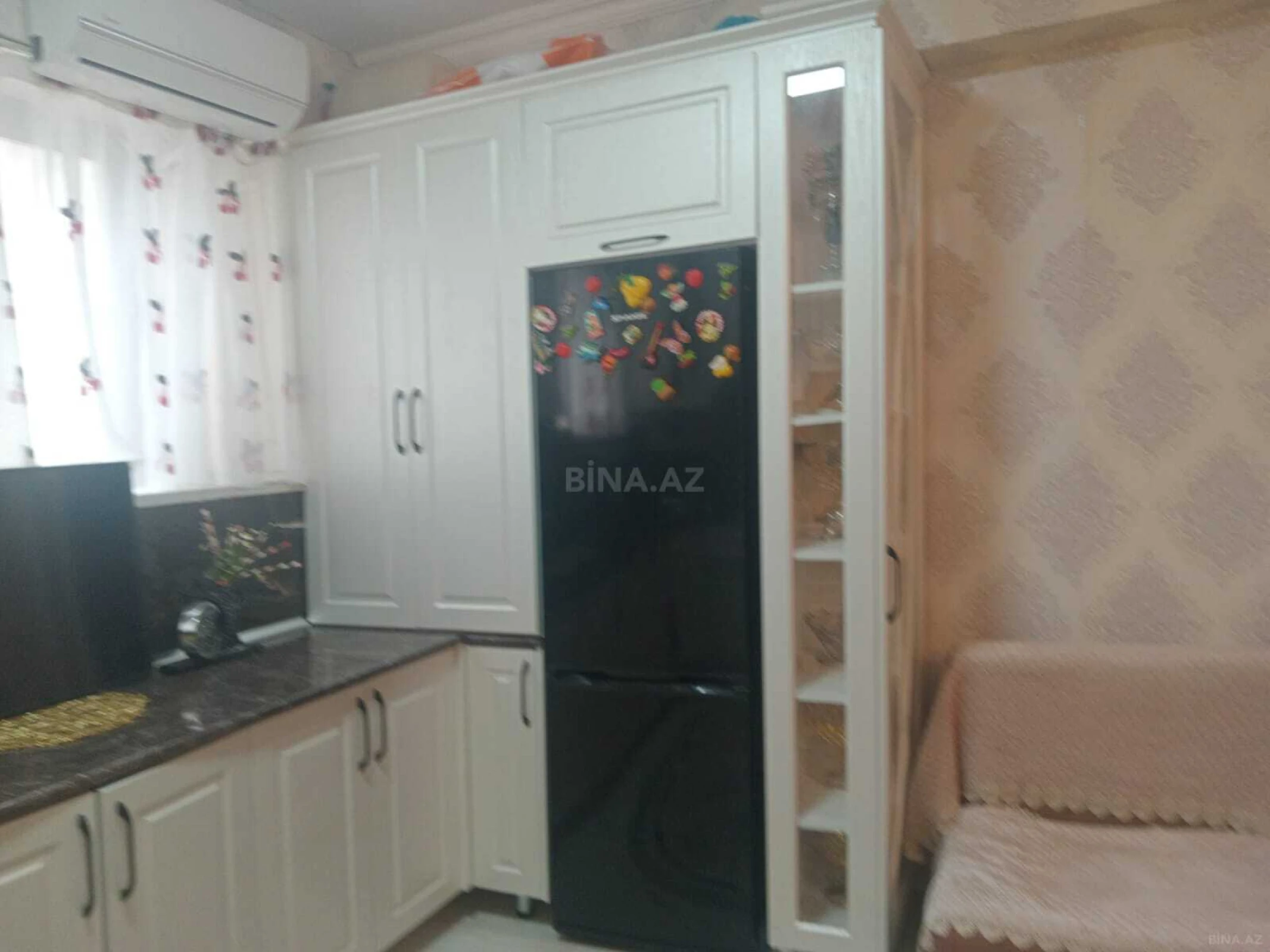 Satılır 2 otaqlı mənzil 67 m²