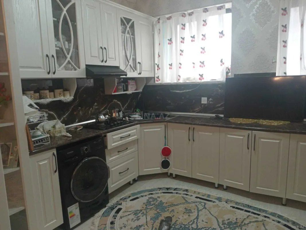 Satılır 2 otaqlı mənzil 67 m²
