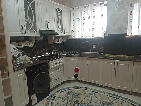Satılır 2 otaqlı mənzil 67 m²