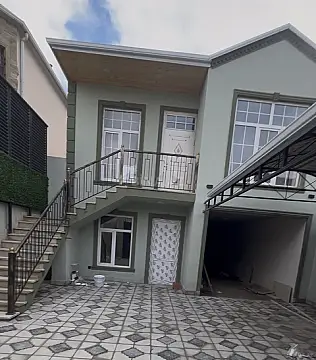 Satılır 3 otaqlı həyət evi 100 m²