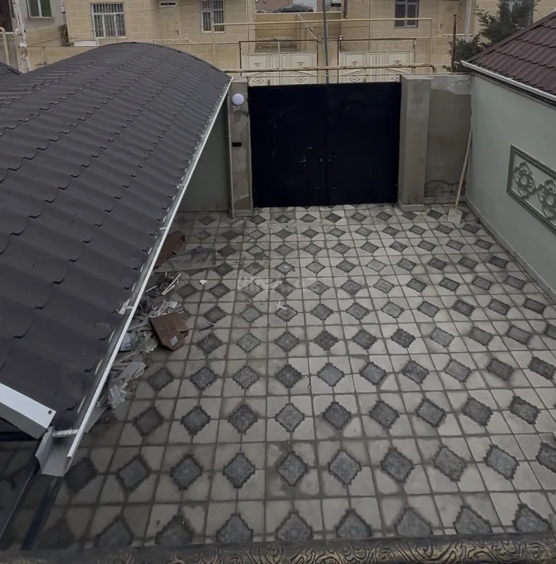 Satılır 3 otaqlı həyət evi 100 m²