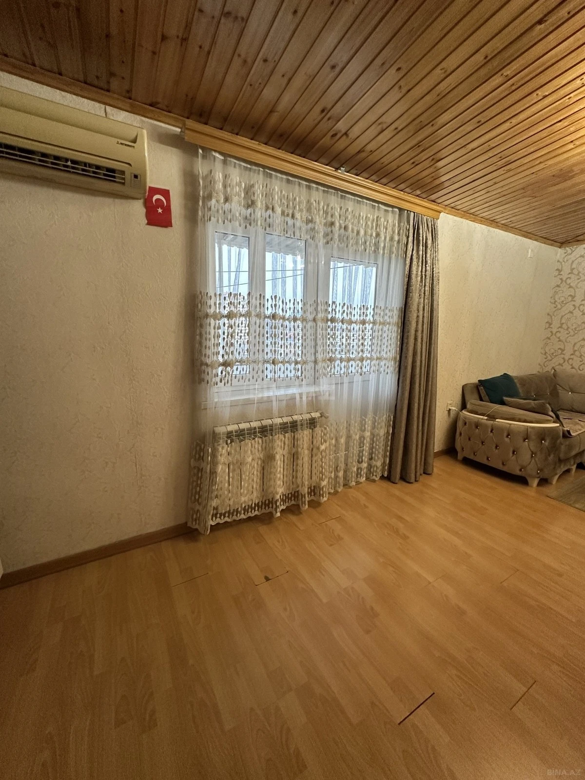 Satılır 3 otaqlı mənzil 115 m²