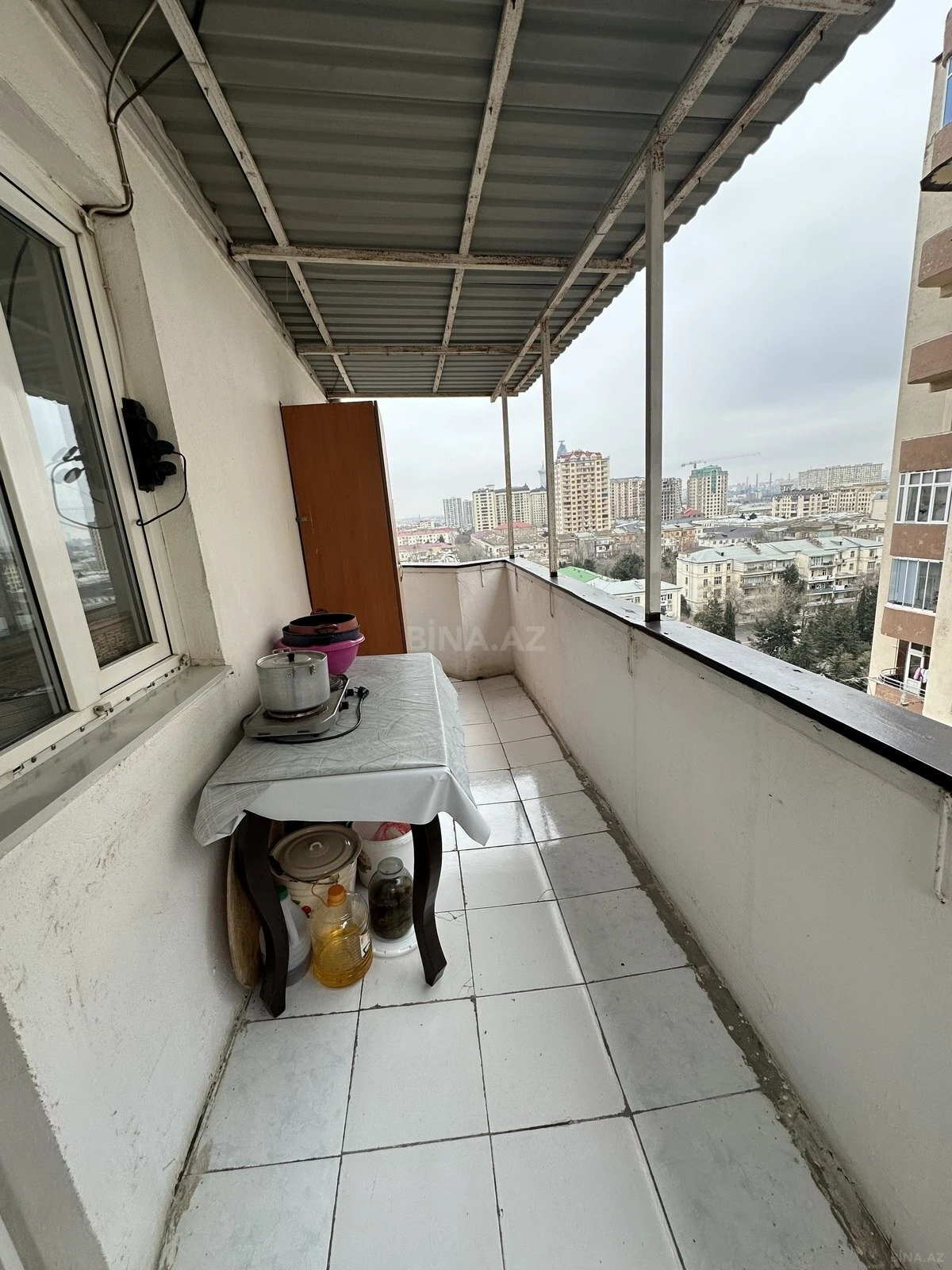 Satılır 3 otaqlı mənzil 115 m²