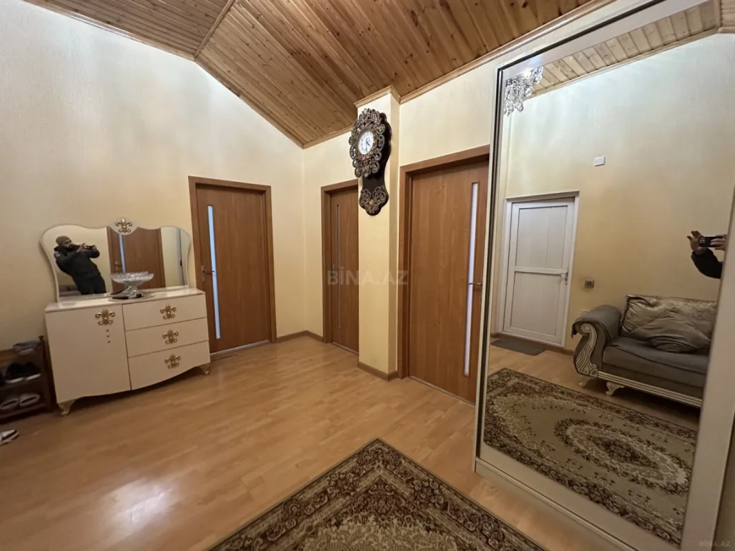 Satılır 3 otaqlı mənzil 115 m²