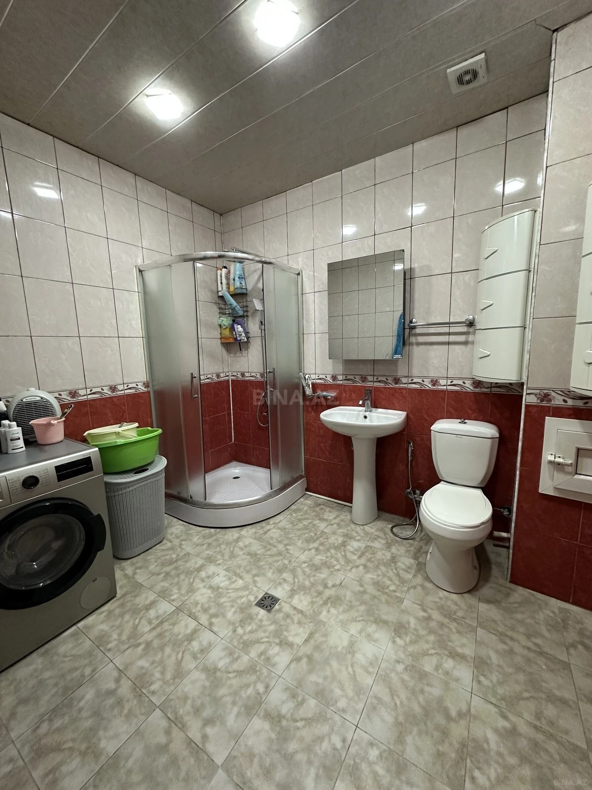 Satılır 3 otaqlı mənzil 115 m²