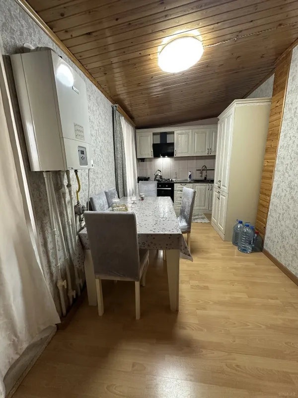 Satılır 3 otaqlı mənzil 115 m²
