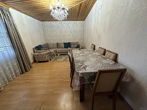 Satılır 3 otaqlı mənzil 115 m²