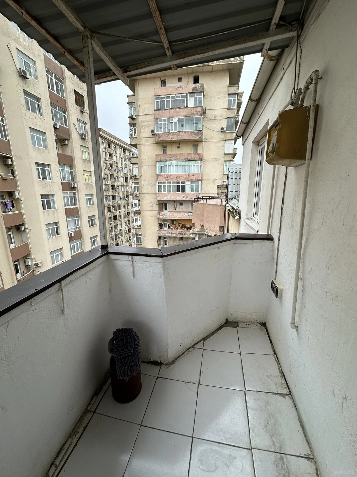 Satılır 3 otaqlı mənzil 115 m²