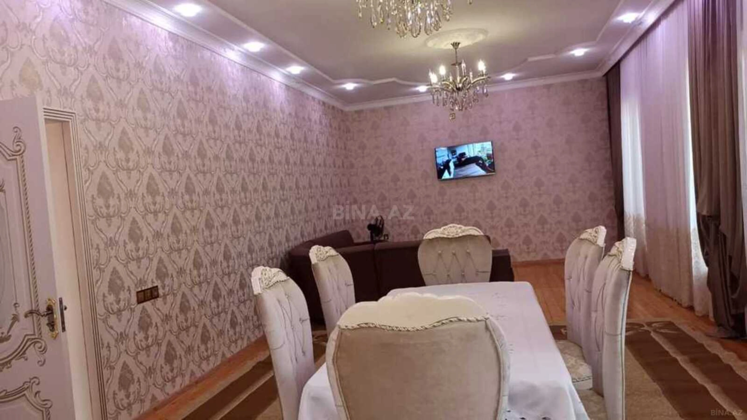 Satılır 5 otaqlı həyət evi 220 m²