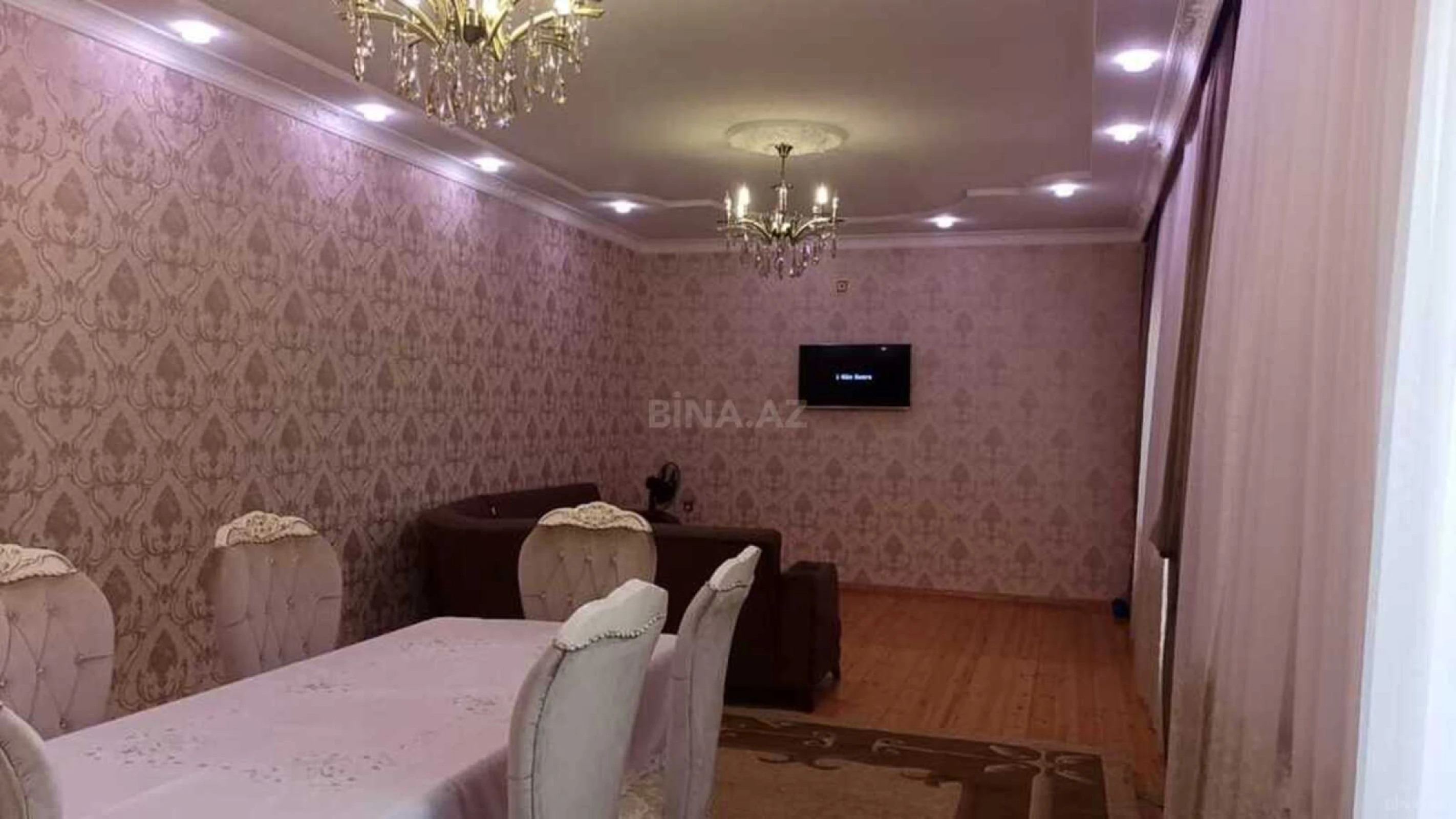 Satılır 5 otaqlı həyət evi 220 m²