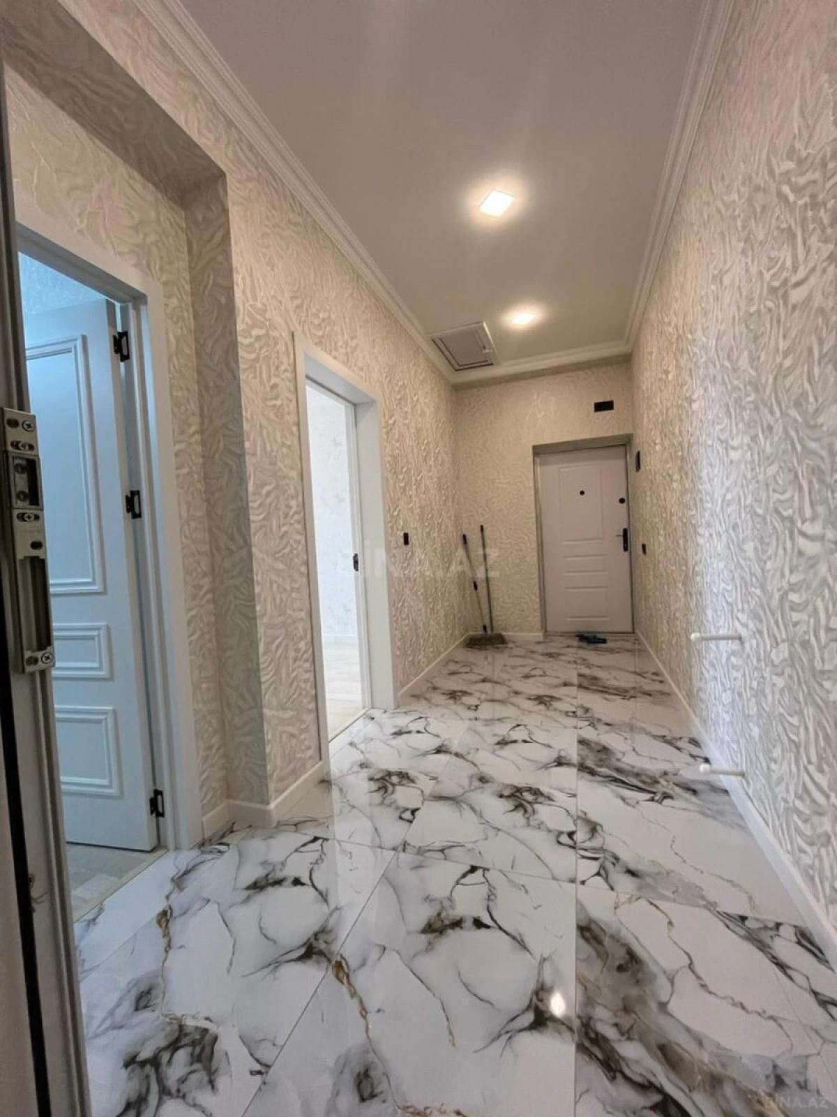 Satılır 2 otaqlı mənzil 54.3 m²