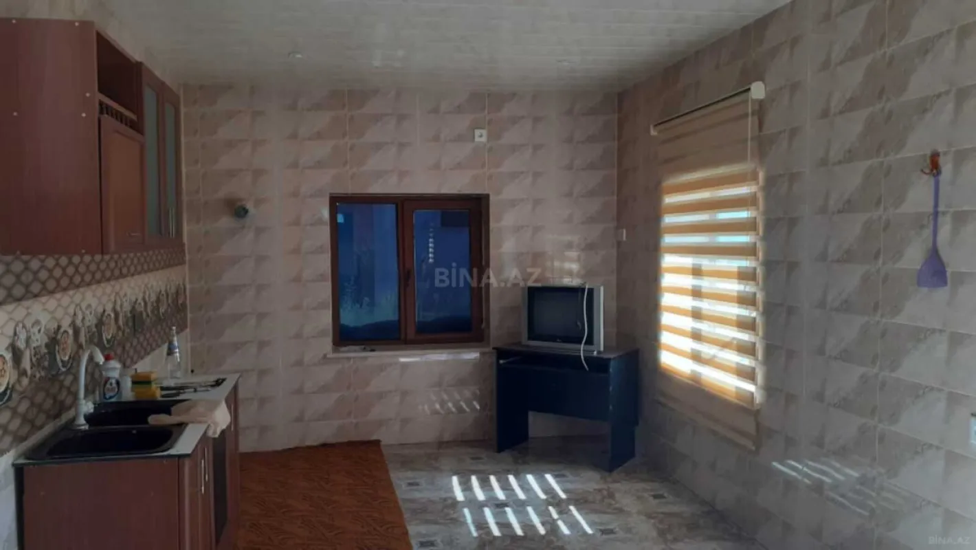 Satılır 6 otaqlı həyət evi 470 m²