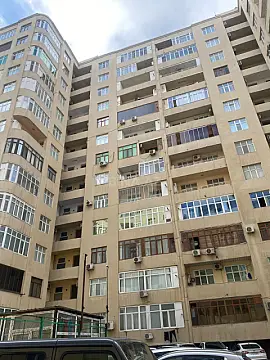 Satılır 3 otaqlı mənzil 125 m²